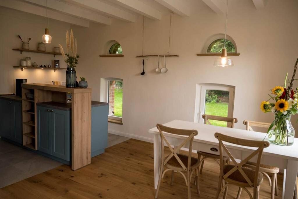 Zum Heuerling Ferienwohung Im Alten Stall Mit Sauna Versmold Exterior photo